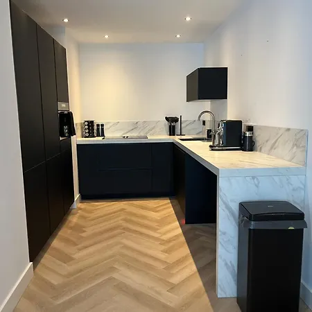 Apartment Boulevard 3f
